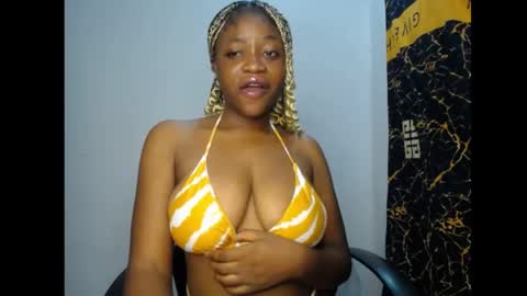 bella online show from April 29, 6:24 pm