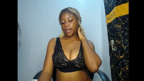bella online show from May 2, 9:18 pm