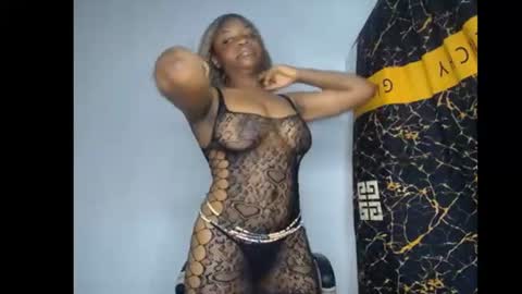 bella online show from July 22, 6:31 pm