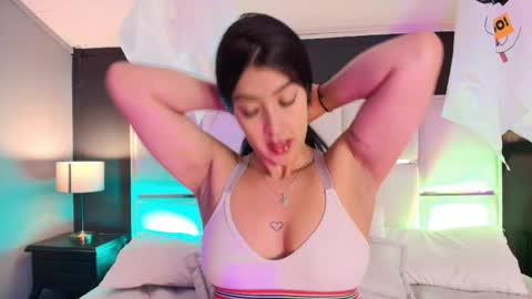 Bella online show from October 29, 11:58 am