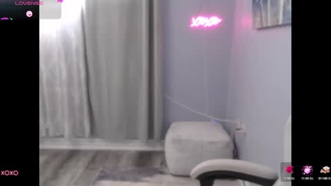 Snapshot of bellastar84 chatting on September 10, 2:50 pm Starr40 online show from September 10, 2:50 pm