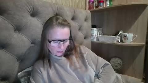 Amelia online show from October 27, 6:57 pm