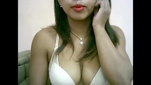 bellibellah online show from June 2, 11:44 am
