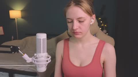 Alice online show from January 9, 6:26 pm