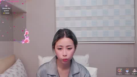 Snapshot of berniceafra chatting on October 5, 6:13 pm berniceafra online show from October 5, 6:13 pm