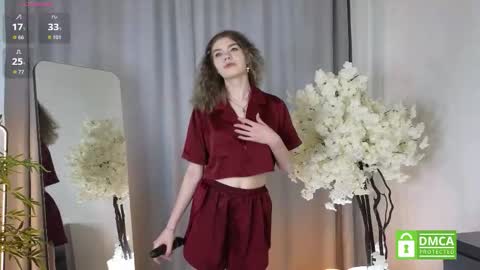 Aurora online show from September 23, 11:30 am