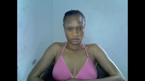 berryjuicex online show from June 29, 10:15 am