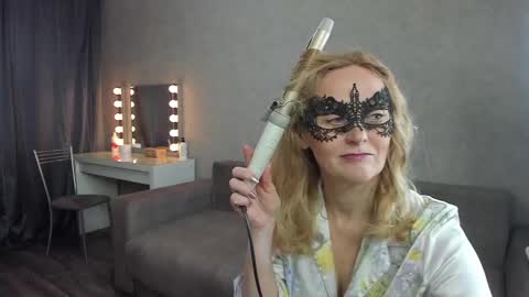 Snapshot of best__angelica chatting on January 20, 9:56 am best__angelica online show from January 20, 9:56 am