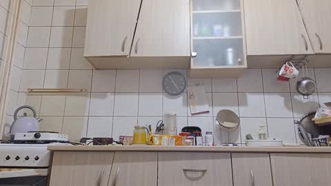 bethnorth online show from December 21, 2:49 am