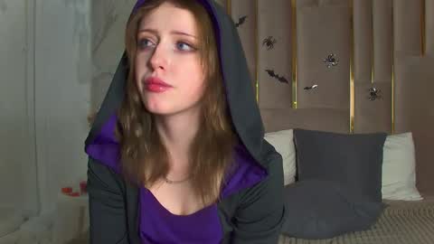 Snapshot of bettypotter chatting on October 30, 11:50 pm Betty online show from October 30, 11:50 pm