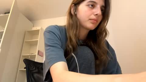 Lina online show from June 7, 6:04 pm