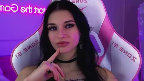 Beverly online show from February 24, 7:12 pm