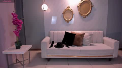 Bianca Pierce online show from February 17, 11:55 am