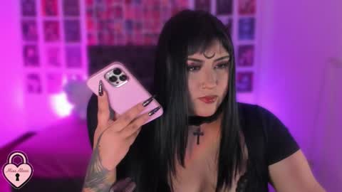 bigboobs cloe online show from October 25, 5:37 am