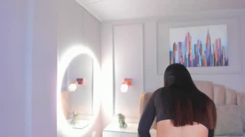 Snapshot of bigboobsnaughty1 chatting on January 22, 10:18 am online show from January 22, 10:18 am