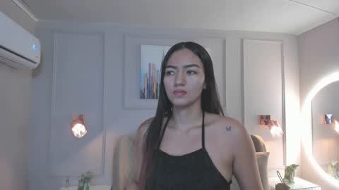 Snapshot of bigboobsnaughty1 chatting on December 22, 10:06 am online show from December 22, 10:06 am