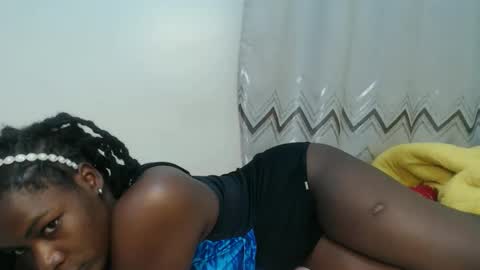 Snapshot of bigboobys123 chatting on October 17, 10:18 am bigboobys123 online show from October 17, 10:18 am