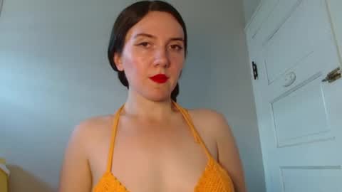 Isabella online show from August 7, 5:42 pm