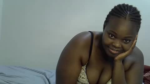 bigmama807715 online show from March 12, 4:59 am