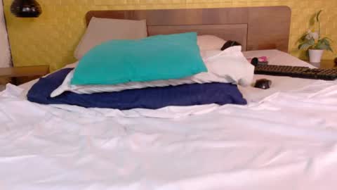 bigroundbooty_ online show from June 11, 2:53 am