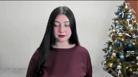 Snapshot of black_berry_bla_ck chatting on December 24, 11:38 am black_berry_bla_ck online show from December 24, 11:38 am