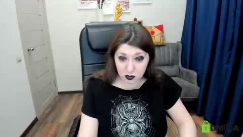 Rose online show from December 13, 8:37 pm