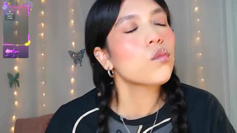 Sara online show from September 13, 9:50 am