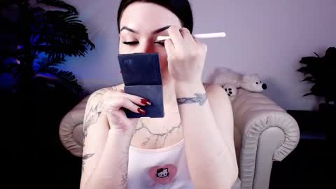 Mon Mon online show from February 19, 2:44 am