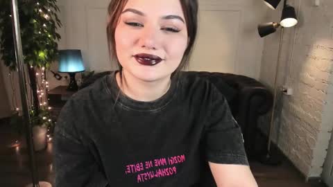 Mon Mon online show from February 7, 2:59 am