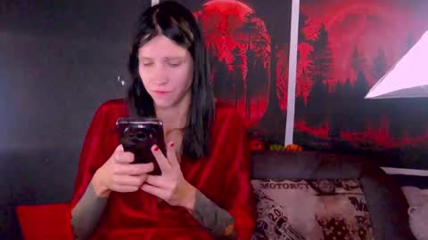 Kristin online show from October 28, 10:54 am