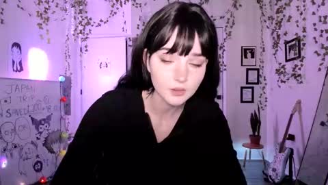 Ella online show from March 4, 2:18 am