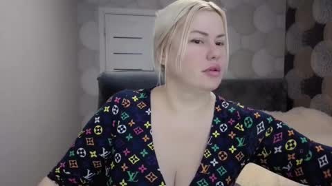 blackeyes11 online show from November 9, 1:11 am