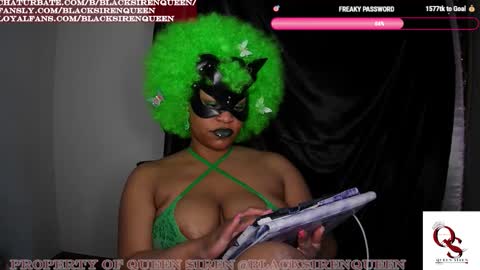 Queen Siren online show from January 13, 8:02 pm