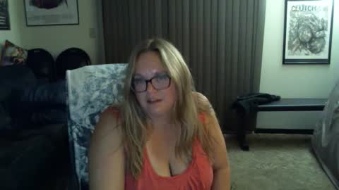 bladesizzo3111 online show from October 1, 7:46 am