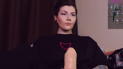 Britney online show from February 12, 3:50 pm