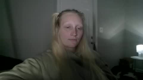 LipsofanAngell online show from November 11, 1:23 am