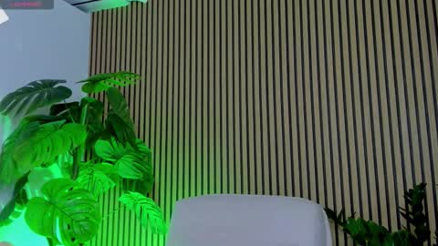 Khlloe online show from March 18, 6:57 pm