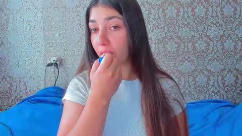 Snapshot of bloemetjes chatting on October 5, 10:37 pm bloemetjes online show from October 5, 10:37 pm