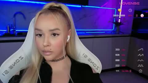 Lana online show from September 12, 4:02 am