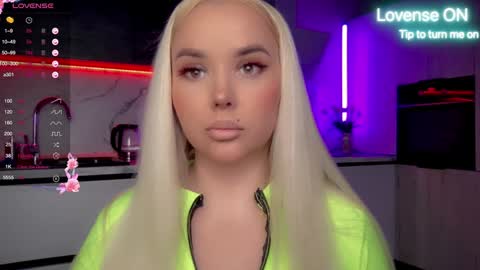 Lana online show from January 22, 8:07 am