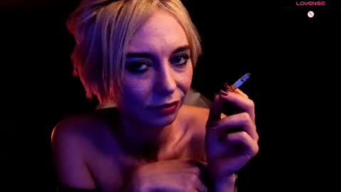blond_ice_ann online show from July 27, 7:55 pm