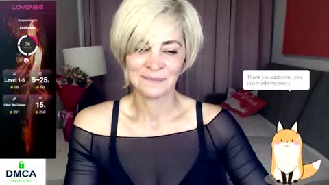 Lola online show from June 22, 5:54 pm