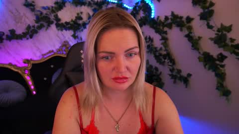 Blonde online show from October 20, 7:44 am