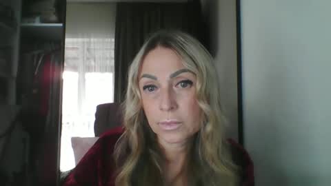 Iren online show from November 1, 9:24 am