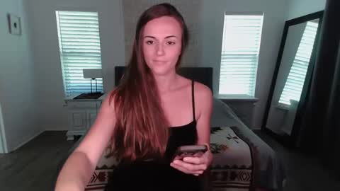 Sarah Zee online show from September 19, 4:50 pm