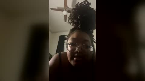 blucinnamon online show from June 20, 6:17 am