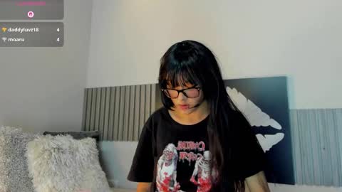 blue_sixx online show from November 5, 11:21 pm