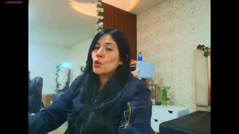 blue_tay1 online show from March 17, 12:20 pm