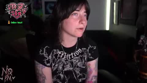 Blue online show from July 31, 2:01 am