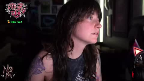 Blue online show from July 21, 1:39 am